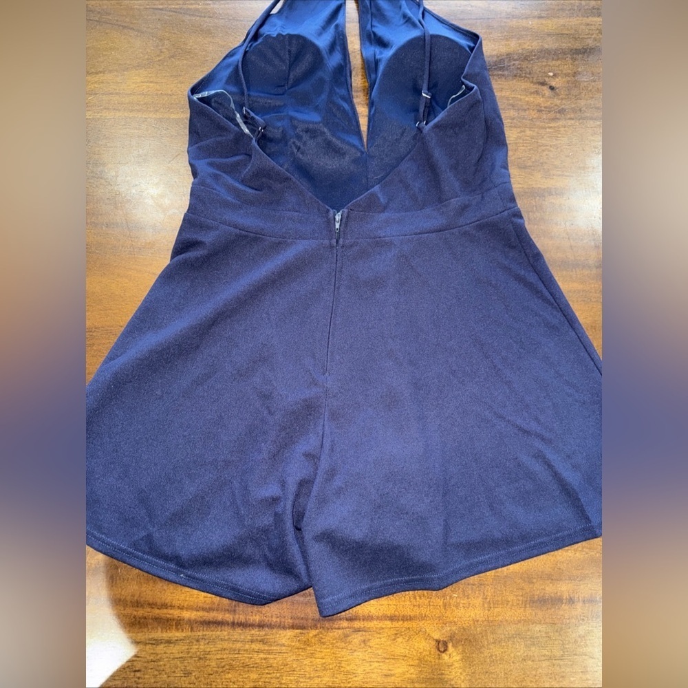 Charlotte Russe Womens Navy Halter Romper 1 Piece Shorts Backless Slit Chest L - Picture 7 of 12